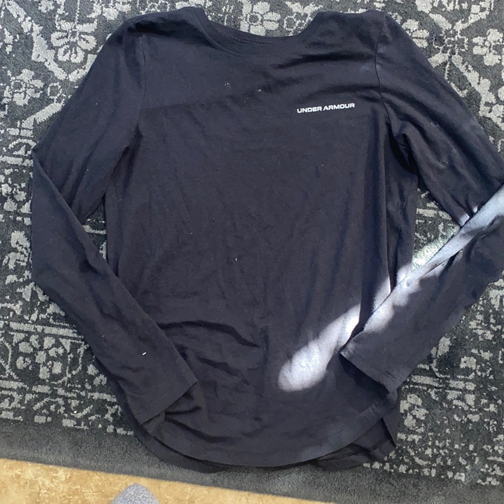 Really cute Under Armor workout top